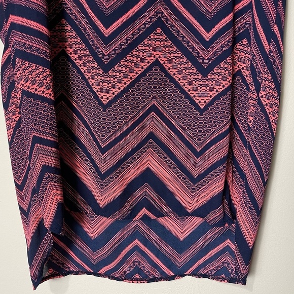 Pink Republic Short Sleeve Chevron Blouse - Picture 3 of 11